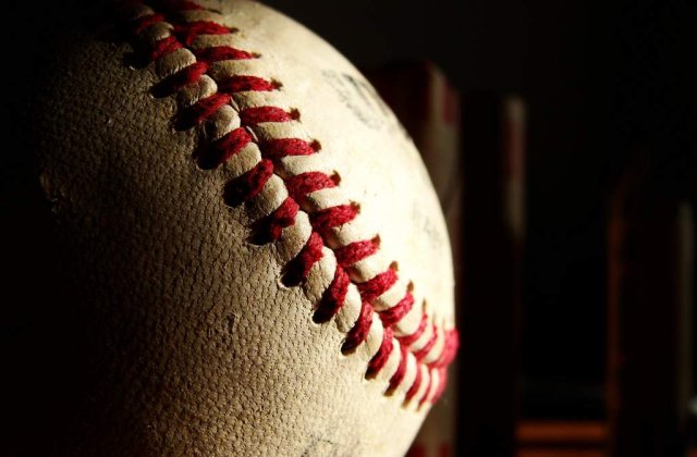 [VIDEO] Ca din tun: A aruncat mingea cu 170 de km/h