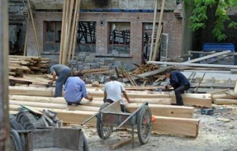 Boc ameninta cu sanctiuni dure pentru munca la negru