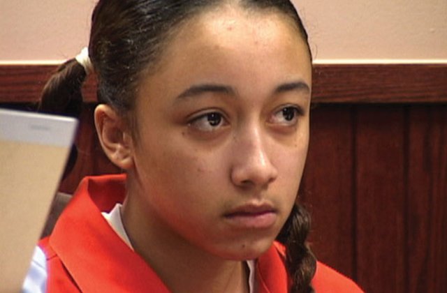 Rihanna, Cara Delevingne si alte vedete cer eliberarea unei tinere condamnate pentru omor