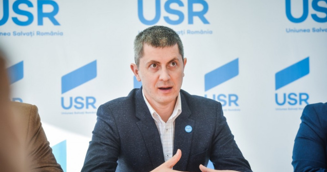 Dan Barna (USR): In ultimul an, Guvernul si Parlamentul au functionat ca o casa de avocatura a lui Liviu Dragnea