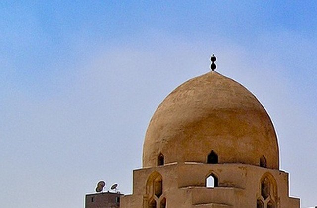 Supravietuitorii atacului din Egipt povestesc prin ce au trecut: M-am ascuns sub cadavre ca sa scap