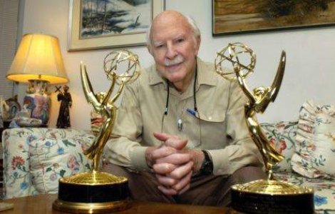 A murit inventatorul prompterului