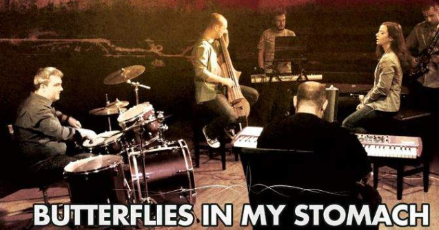  Video  "Live in The Lounge" - cu Butterflies in My Stomach, la The Ark