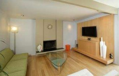 Romanii si luxul pe timp de criza