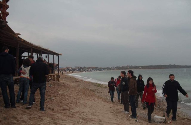 La mare de 1 Mai: Mii de turisti pe litoralul romanesc