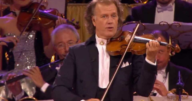 Violonistul si dirijorul Andre Rieu a scapat de amenda primita pentru ca ar fi exploatat copii romani