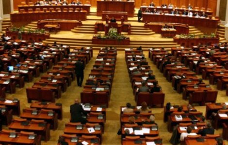 Deputat USR: Incercam sa blocam legile justitiei. In 2 luni se pot schimba multe intr-un PSD macinat de lupte interne