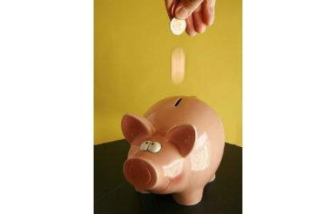 Cat de "roz" e situatia financiara a romanilor?