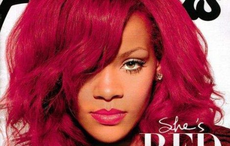  Video/foto  Ati vazut-o vreodata pe Rihanna pe bicicleta?