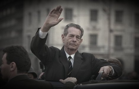 Familia Regala a facut publica prima imagine de la rugaciunea pentru Regele Mihai