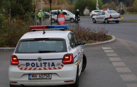 O soferita din Suceava a izbit o masina, dupa ce a facut o criza de epilepsie