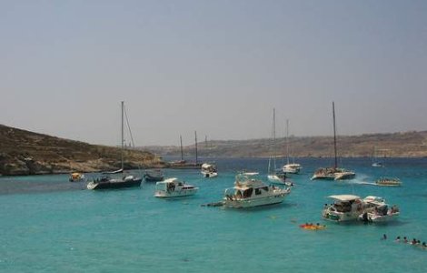 Romanii si bulgarii au restrictii pe piata de munca din Malta