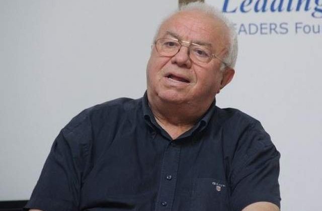 Actorul Alexandru Arsinel, transportat de urgenta la Spitalul Universitar din Capitala