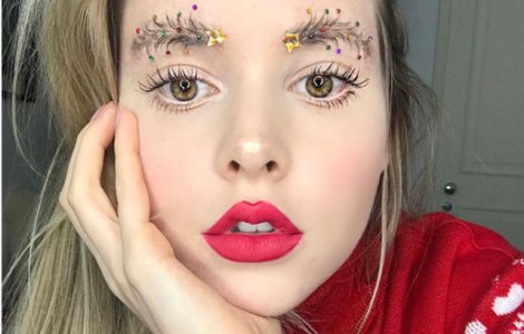 Sprancene in forma de brad de Craciun, noul trend in materie de frumusete