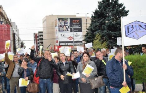 Peste 1000 de sindicalisti protesteaza fata de Codul fiscal, in Piata Victoriei