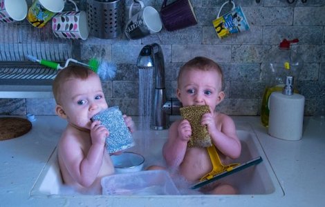 Ce faci atunci cand tatal tau iubeste fotografiile extreme, iar tu esti muza lui