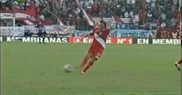  Video  Cea mai prost executata lovitura libera a anului!