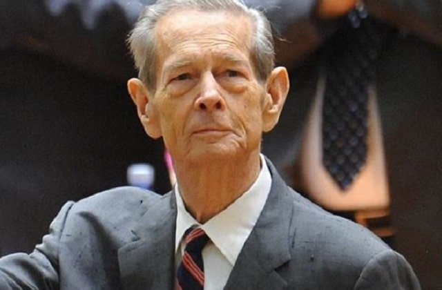 Carte de condoleante in memoria Regelui Mihai, deschisa la Targu Mures