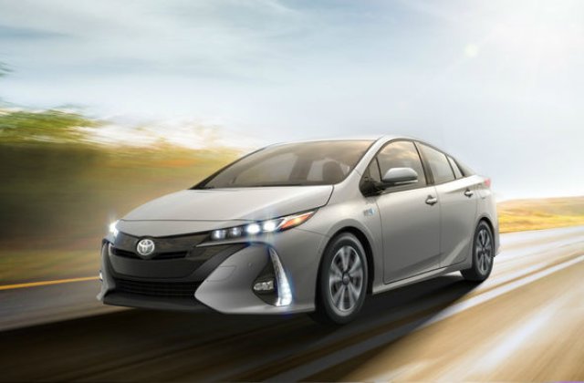 Toyota schimba strategia: japonezii vor lansa 10 modele electrice la nivel global