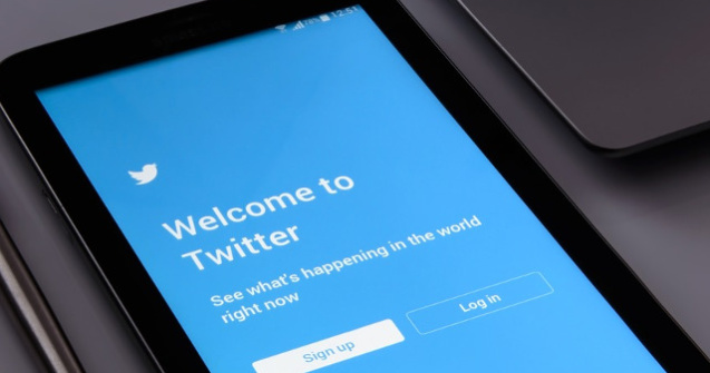 Twitter a suspendat conturile gruparii din Marea Britanie, ale carei postari au fost distribuite de Donald Trump