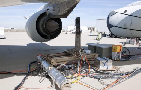 NASA: Avioanele vor zbura cu grasime de pui