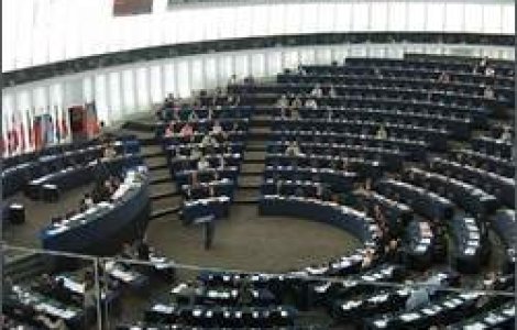 Cum combate UE migratia ilegala?