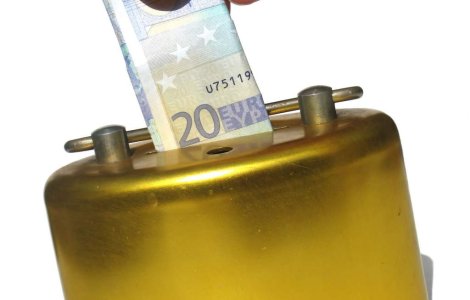 Grecia, in gura lupului: Elenii mai cer inca 60 mld. euro imprumut