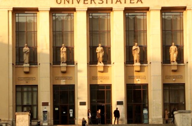 Studentii de la Drept vor protesta astazi, in fata facultatii