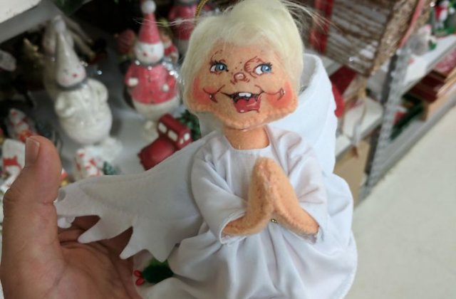 10+ ornamente esuate de Craciun pe care nu ai vrea sa le ai in casa