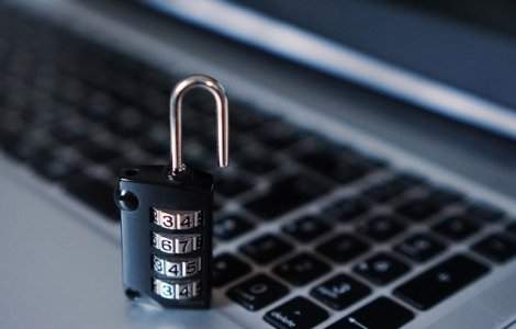 Doi hackeri romani au spart aproximativ doua treimi din camerele de supraveghere din Washington DC