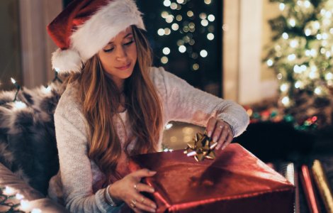  Top  9 reguli pe care sa NU le incalci de Craciun. Ce faci daca ti se ofera un cadou care nu este pe gustul tau