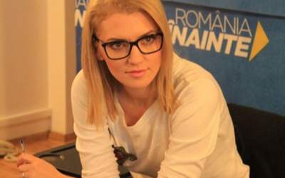 Alina Gorghiu: Urmeaza...