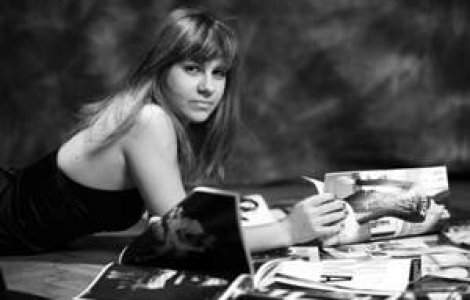 Imagini pline de culoare, la expozitia Ancai-Irina Lefter