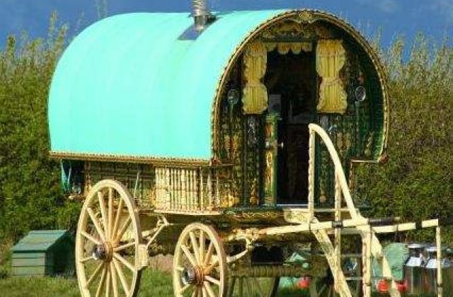 Romi din Lyon, platiti sa se intoarca in Romania