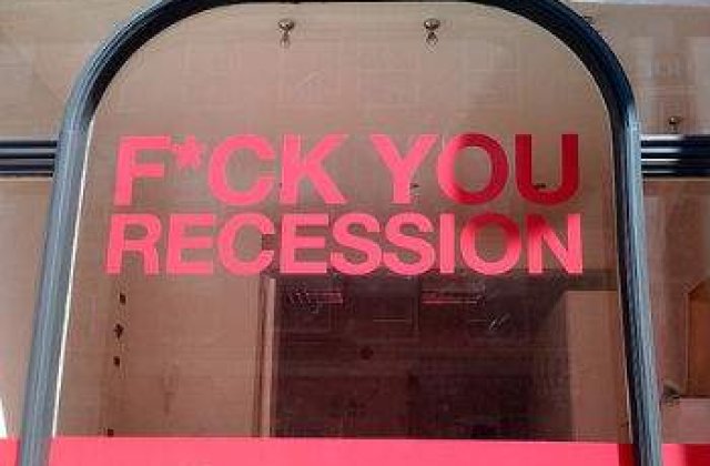 [VIDEO] ROMANIA A IESIT DIN RECESIUNE, pe hartie