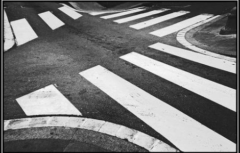 Ploiesti: Un elev de 16 ani a lovit cu masina trei persoane pe trecerea de pietoni