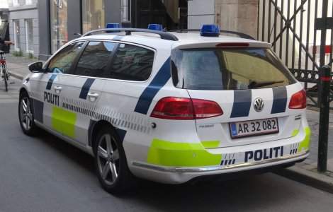 Danemarca: Un barbat care transporta 1.000 de joint-uri a intrat din greseala intr-o masine a politiei