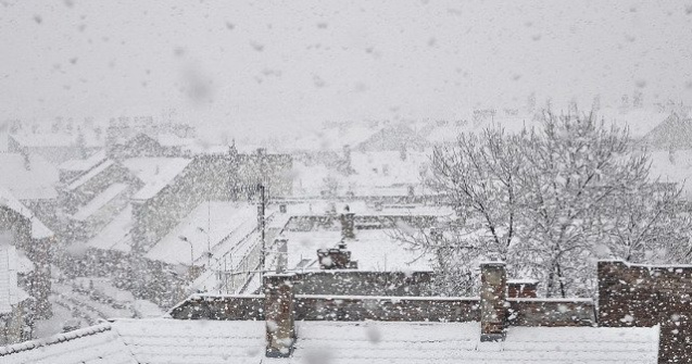 Cod galben de vant si ninsori in 11 judete