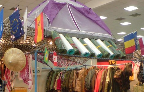 B`ESTFEST la nevoie se cunoaste: daca nu ai cort, poti inchiria unul!