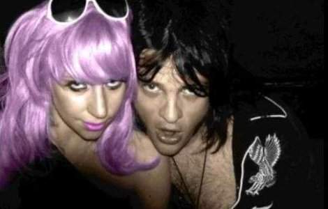 Lady Gaga, din nou singura