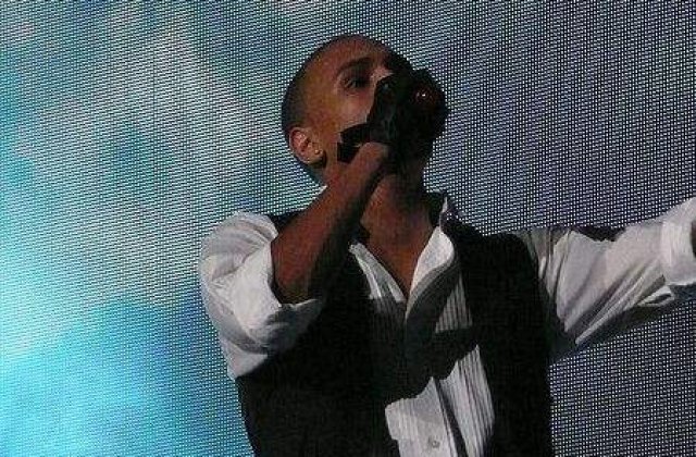 Chris Brown si Rihanna, din nou prieteni