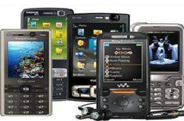 (P) S-a deschis C-Shop, magazinul online cu cele mai noi produse electronice