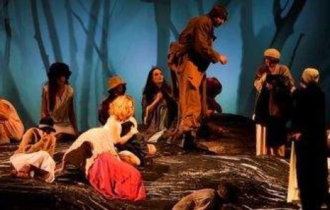  Video  Se apropie Festivalul International de Teatru de la Sibiu