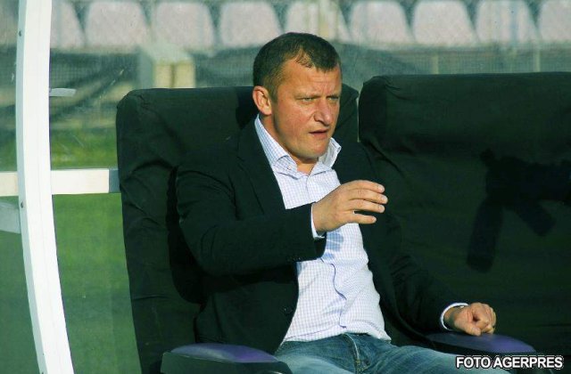 Steaua trebuie sa-i plateasca lui Dorinel 300 000 de euro