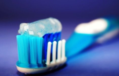 O periuta de dinti "inteligenta" ar putea detecta problemele cardiace cu potential letal