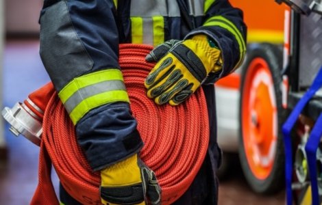 Politistii si pompierii, pregatiti sa intervina in noaptea de Revelion