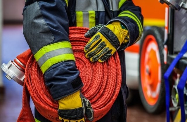 Politistii si pompierii, pregatiti sa intervina in noaptea de Revelion