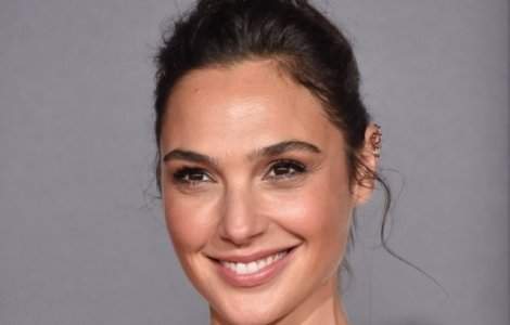 Gal Gadot va primi premiul #SeeHer la gala Critics' Choice din ianuarie