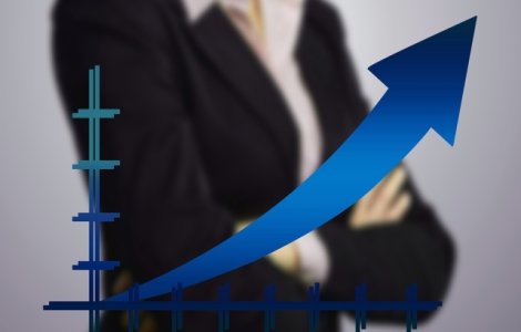CNP estimeaza pentru 2018 o crestere economica de 5,5%