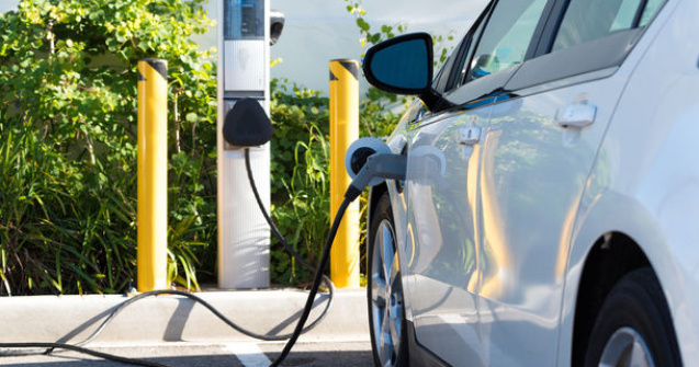 Peste 3 milioane de masini electrice si hibride la nivel global: crestere de cel putin un milion de unitati in 2018